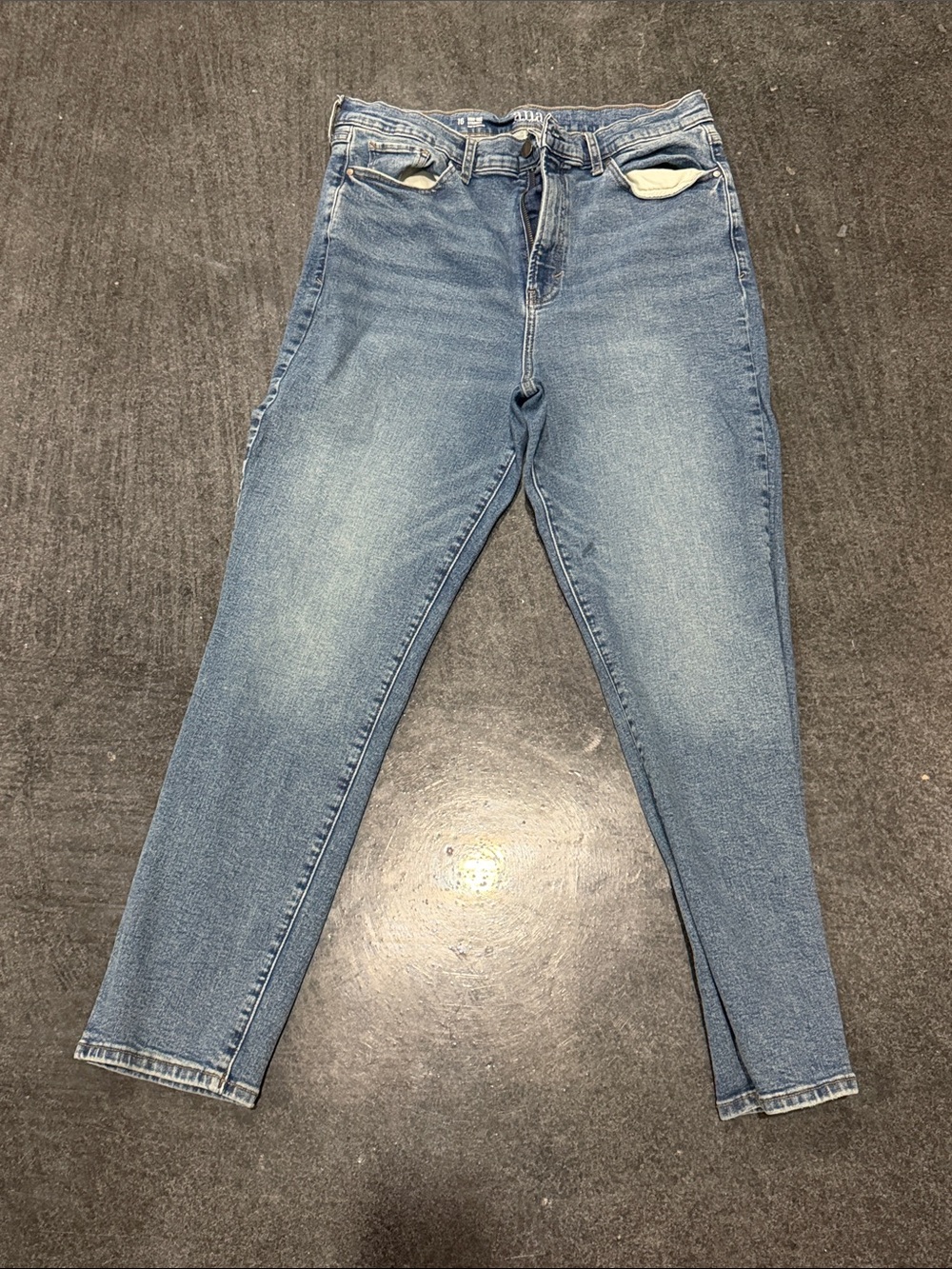 a.n.a Women's Skinny Jeans in Light Blue Denim